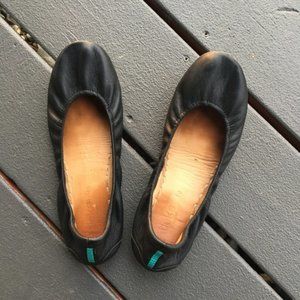 Foldable Tieks Matte Black Size 10